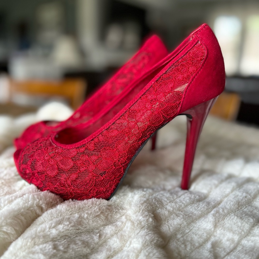 Guess Red Lace and Suede Open Toe Platform Heels